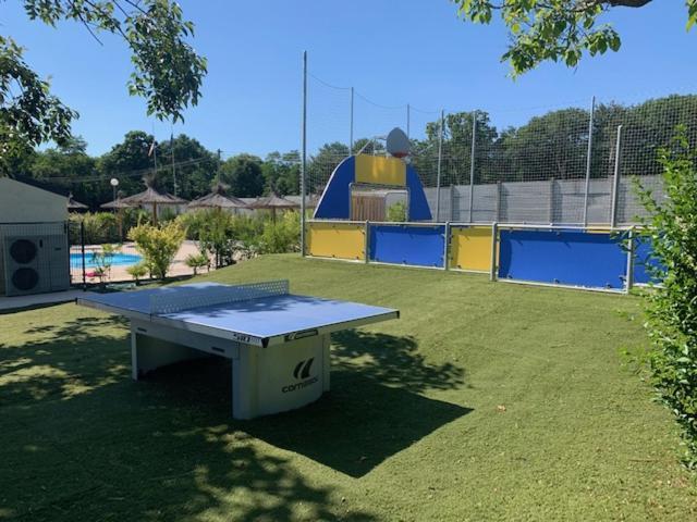 Camping Le Ruisseau Saint-André-de-Seignanx Exterior foto