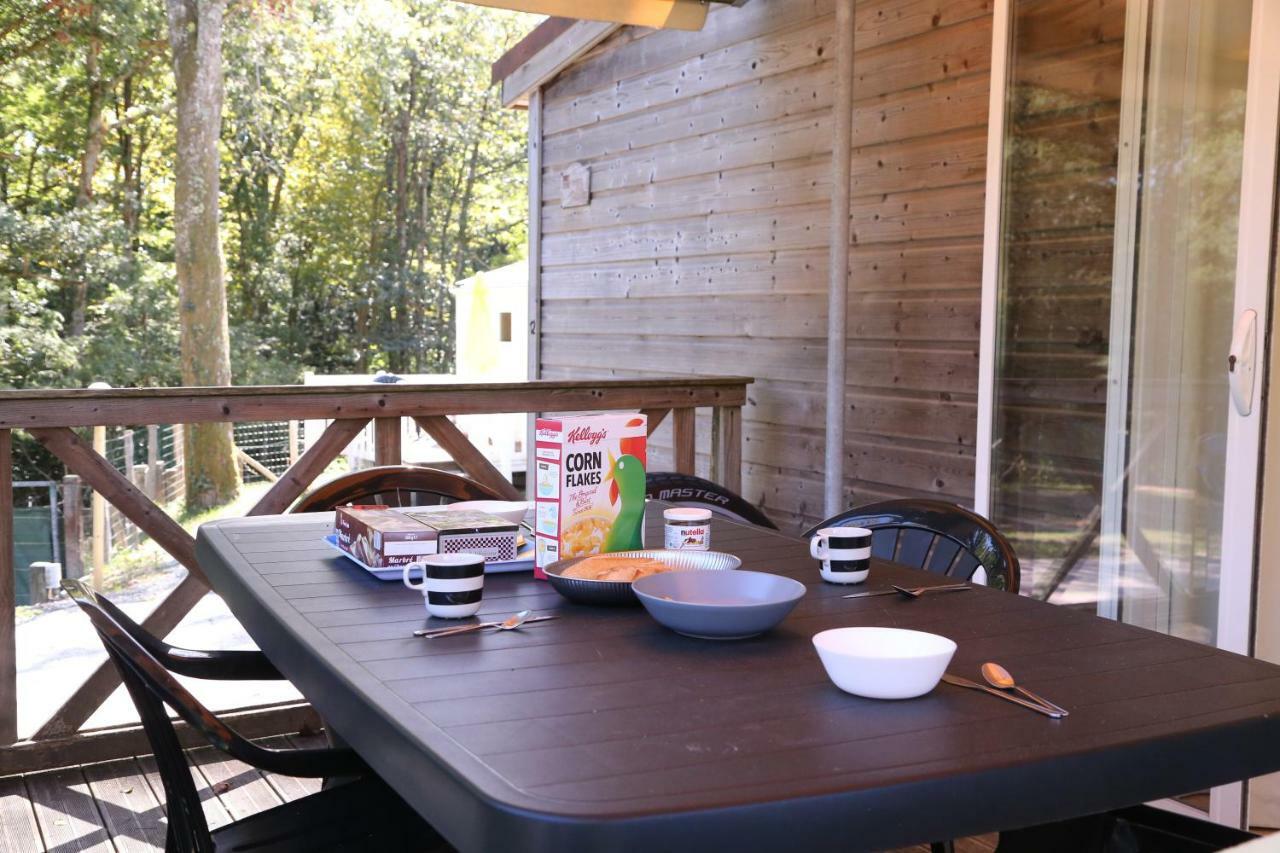 Camping Le Ruisseau Saint-André-de-Seignanx Exterior foto